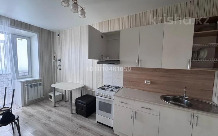 1-комнатная квартира · 32.5 м² · 3/6 этаж, Юбилейный 28 за 130 000 〒 в Костанае — фото 2