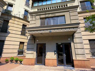 3-бөлмелі пәтер · 83 м² · 5/7 қабат, Мирас ш/а., бағасы: 96 млн ₸ в Алматы, Бостандыкский р-н
