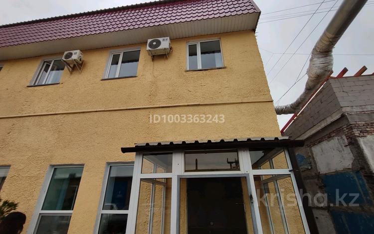 Кеңселер · 34 м², бағасы: 136 000 ₸ в Караганде, Казыбек би р-н — фото 2