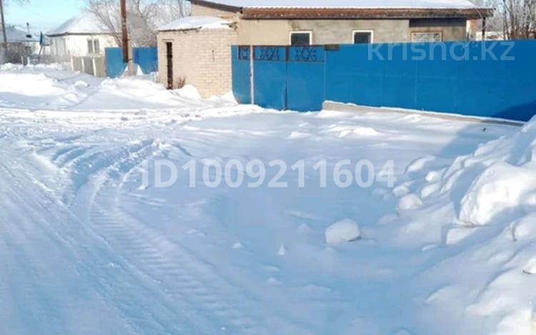 Отдельный дом · 3 комнаты · 80 м² · 20 сот., Терешковой 32 за 5 млн 〒 в Луганске — фото 2