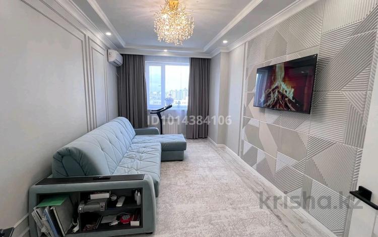 3-комнатная квартира · 70 м² · 13/22 этаж, Роза Бағланова 6/4 — Е-19 за 57 млн ₸ в Астане, Нура р-н — фото 2