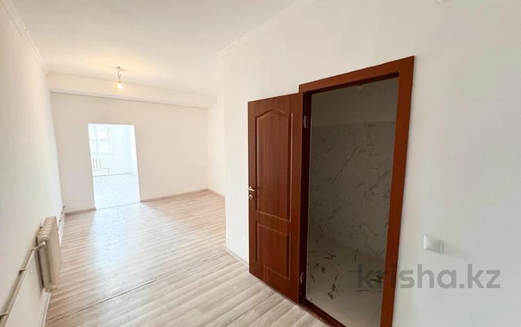 1-бөлмелі пәтер · 38 м² · 2/5 қабат, Абая 254, бағасы: 10.4 млн ₸ в Талдыкоргане — фото 2