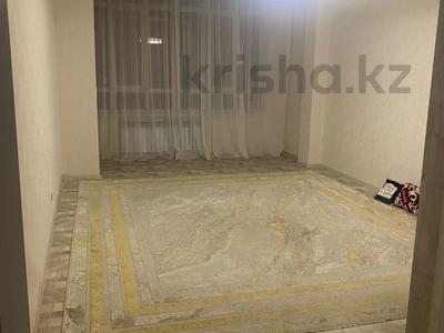 3-комнатная квартира · 126 м² · 5/10 этаж, проспект Абулхаирхана за 37 млн 〒 в Уральске