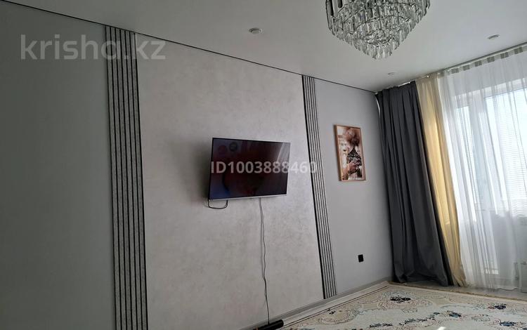 3-комнатная квартира · 82 м² · 2/5 этаж, мкр Нурсая 102 за 31 млн ₸ в Атырау — фото 2