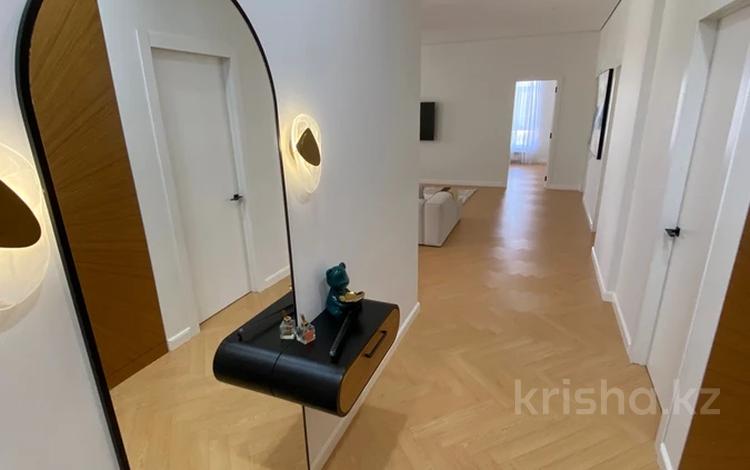 3-бөлмелі пәтер · 134.5 м² · 5/5 қабат, мкр Ак Шагала 84, бағасы: 80.5 млн ₸ в Атырау — фото 2