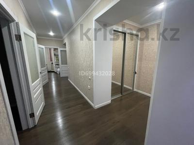 4-бөлмелі пәтер · 115 м² · 5/12 қабат, Шакарима 60, бағасы: 60 млн ₸ в Семее