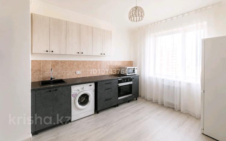 2-бөлмелі пәтер · 65 м² · 14/16 қабат, Юго-Восток ш/а., Шахтеров 52, бағасы: 29.5 млн ₸ в Караганде, Казыбек би р-н — фото 2