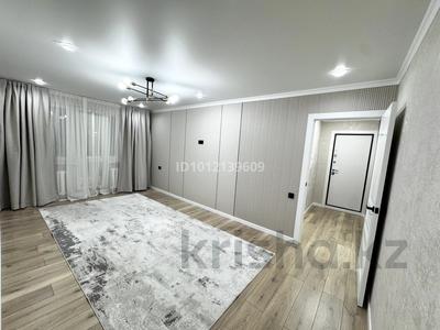 3-бөлмелі пәтер · 60 м² · 1/4 қабат, мкр №8, 8 микрорайон 33, бағасы: 37 млн ₸ в Алматы, Ауэзовский р-н