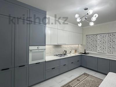 Отдельный дом · 4 комнаты · 130 м² · 7.5 сот., Карасай батыра 106 за 31 млн ₸ в Актобе, мкр. Курмыш