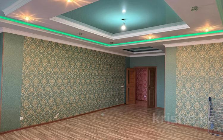 3-бөлмелі пәтер · 110 м² · 9/12 қабат, 29-ш/а. 24, бағасы: 20 млн ₸ в Актау, 29-й мкр — фото 2
