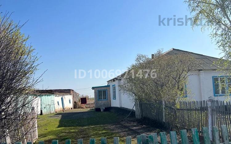 Жеке үй · 4 бөлме · 100 м² · 25 сот., Новая 15, бағасы: 3 млн 〒 в  — фото 2