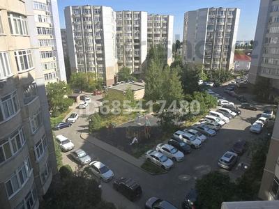 4-комнатная квартира · 120 м² · 5/10 этаж, Кенесары хана 54/17 за 500 000 ₸ в Алматы, Алмалинский р-н