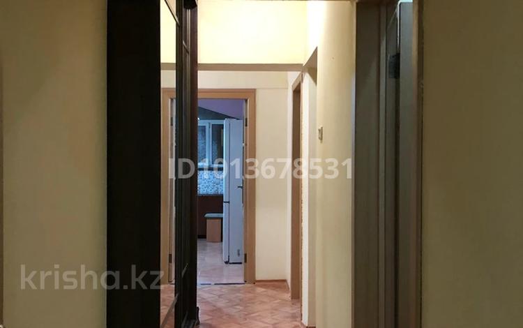 3-бөлмелі пәтер · 70 м² · 4/9 қабат, Муратбаева 174 — Муратбаева Кабанбай Батыра, бағасы: 400 000 ₸ в Алматы, Алмалинский р-н — фото 2