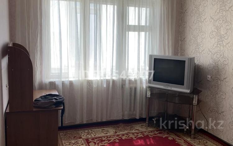 1-комнатная квартира · 34 м² · 5/5 этаж, мкр 8 275 за 110 000 ₸ в Актобе — фото 2