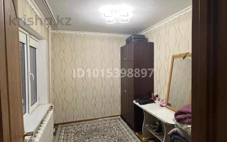 2-бөлмелі пәтер · 37 м² · 2/5 қабат, 2 ш/а., бағасы: 15.5 млн ₸ в Актобе, мкр 8 — фото 2