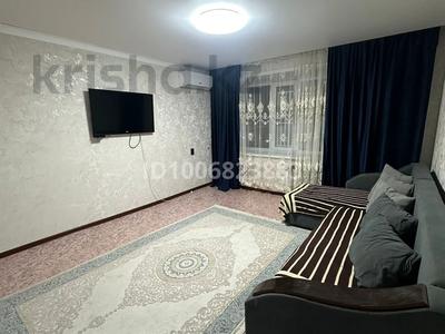 2-бөлмелі пәтер · 68 м² · 9/9 қабат, Шакарима 9 — Центр, бағасы: 15 000 〒 в Семее