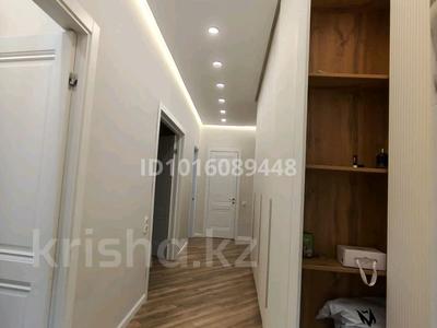 3-комнатная квартира · 94 м² · 3/10 этаж, Муканова 9/3 — По улице Муканова за 73 млн ₸ в Караганде, Казыбек би р-н