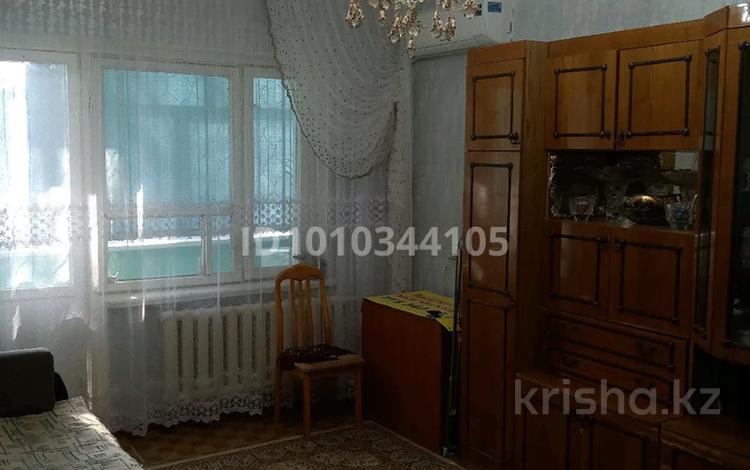 3-бөлмелі пәтер · 59.8 м² · 2/5 қабат, мкр Алатау 5, бағасы: 23 млн ₸ в Таразе — фото 2