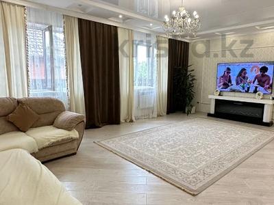 Отдельный дом · 4 комнаты · 140.2 м² · 6.5 сот., Рамаева за 48 млн 〒 в Уральске