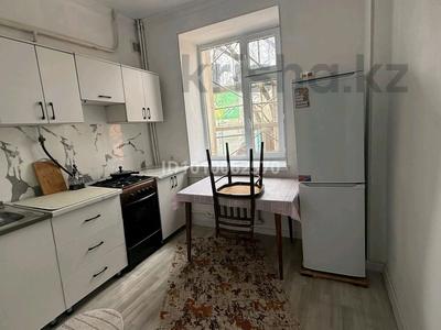 2-комнатная квартира · 40 м² · 1/3 этаж, Токмагамбетов 23 — Саркрама за 200 000 〒 в 