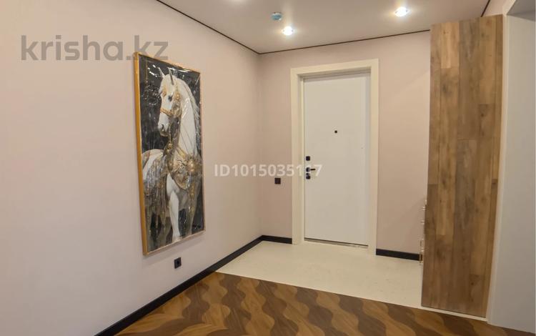 2-комнатная квартира · 62 м² · 10/10 этаж, мкр. Алтын орда, Тауелсиздик 15 — Халел Досмухамед - Тауелсиздик за 290 000 ₸ в Актобе — фото 2