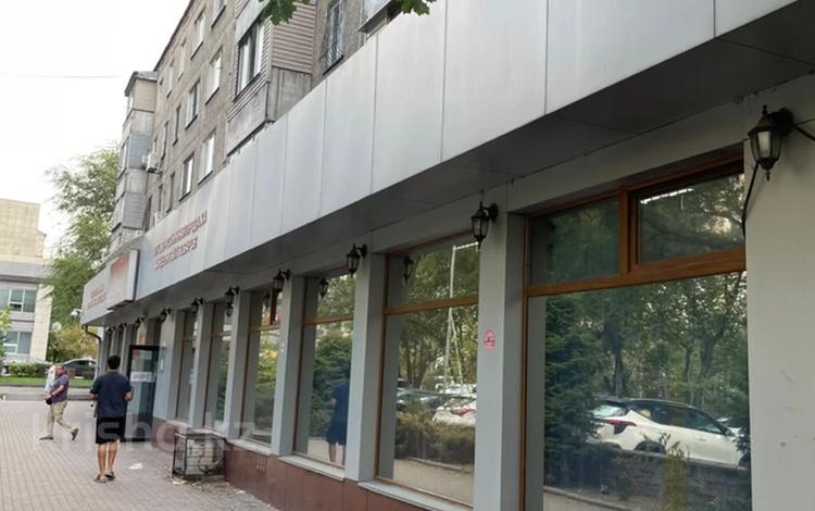 Свободное назначение, офисы, магазины и бутики, общепит, салоны красоты, фитнес и спорт, медцентры и аптеки, образование, развлечения, кабинеты и рабочие места, студии · 940 м² за 6 млн ₸ в Алматы, Алмалинский р-н — фото 2