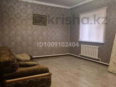 Отдельный дом · 5 комнат · 130 м², мкр Калкаман-2, Балакаева 39 — Кыдырова 86 за 280 000 〒 в Алматы, Наурызбайский р-н
