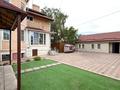 Жеке үй · 7 бөлме · 325 м² · 3 жүзд., Севастопольская 22а, бағасы: 115 млн ₸ в Алматы, Жетысуский р-н