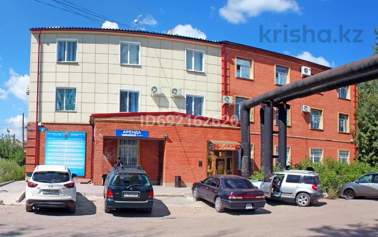 Еркін, кеңселер, дүкендер мен бутиктер, кабинеттер және жұмыс орындары · 400 м², бағасы: 1.4 млн ₸ в Караганде, Казыбек би р-н — фото 2