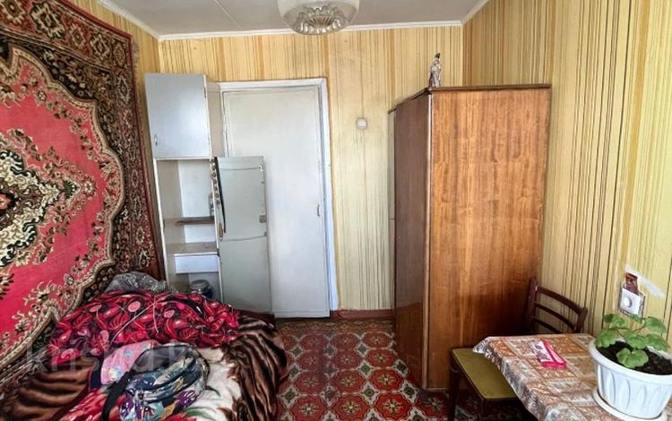 3-комнатная квартира · 51.7 м² · 5/5 этаж, 35 квартал за ~ 15.4 млн 〒 в Семее — фото 2