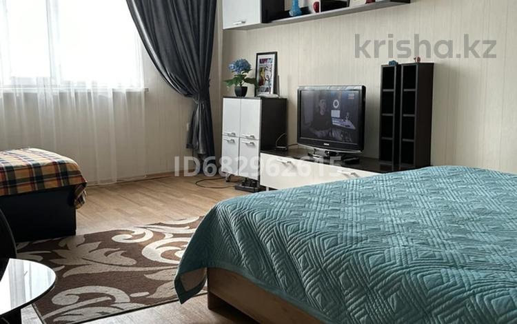 1-бөлмелі пәтер · 46 м² · 3/9 қабат, Кумисбекова 3a, бағасы: 3 500 ₸ в Астане, Сарыарка р-н — фото 2