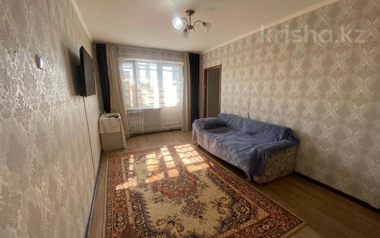 2-комнатная квартира, 43 м², 5/5 этаж, Самал за 10.5 млн 〒 в Талдыкоргане, мкр Самал — фото 3
