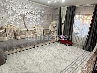 Отдельный дом · 3 комнаты · 68 м² · , МПС 1 околоток 5,7 за 14 млн ₸ в Семее