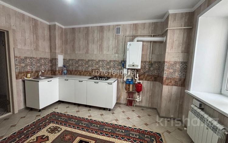1-бөлмелі пәтер · 62 м² · 2/5 қабат, мкр. Алтын орда 9/3, бағасы: 145 000 ₸ в Актобе — фото 4