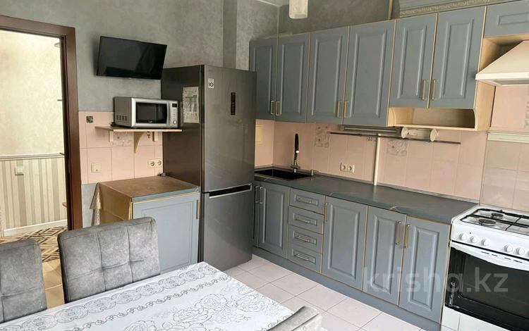 3-бөлмелі пәтер · 70 м² · 3/9 қабат, Шевченко 167 — Розыбакиева, бағасы: 350 000 ₸ в Алматы, Алмалинский р-н — фото 2