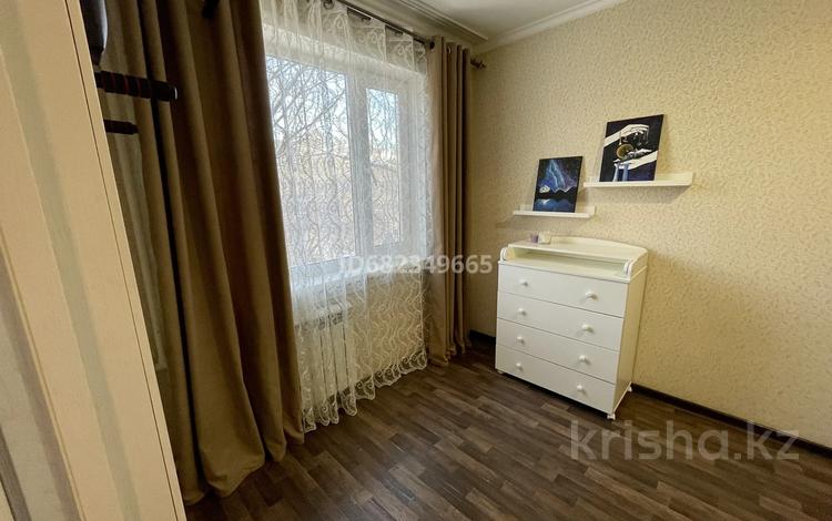 2-комнатная квартира, 46 м², 4/5 этаж, Лободы 27 за 19.2 млн 〒 в Караганде, Казыбек би р-н — фото 6