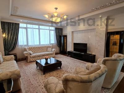 5-бөлмелі пәтер · 215 м² · 18/31 қабат · ай сайын, Байтурсынова 9, бағасы: 1 млн 〒 в Астане, Есильский р-н