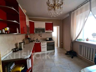 4-бөлмелі пәтер · 130 м² · 4/9 қабат, Куйши дина 11/1 — Сатпаева, бағасы: 55 млн ₸ в Астане, Алматы р-н