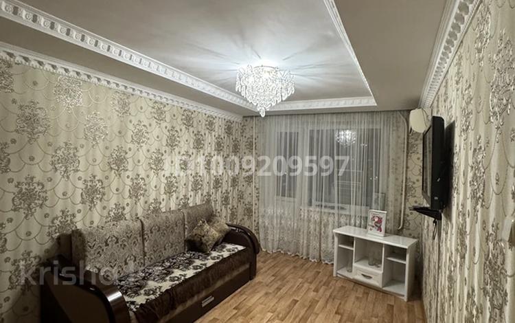 1-комнатная квартира · 36 м² · 6/9 этаж, мкр 4 4 за 14.5 млн ₸ в Уральске — фото 2