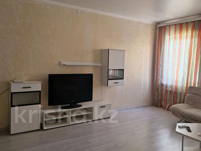 2-бөлмелі пәтер, 70 м², 5/19 қабат ай сайын, Сатпаева 30а, бағасы: 380 000 〒 в Алматы, Бостандыкский р-н