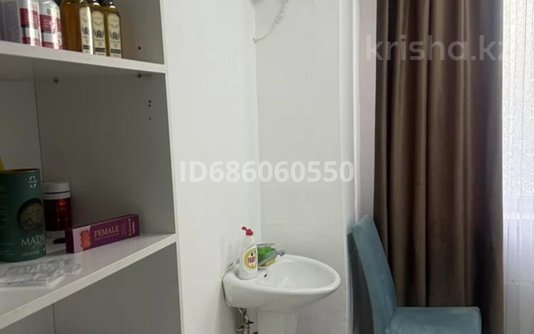 Кабинеты и рабочие места · 15 м² за 65 000 ₸ в Атырау — фото 4