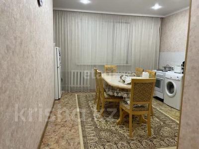 2-комнатная квартира, 73.2 м², 2/9 этаж, Ткачева 5 за 29 млн 〒 в Павлодаре