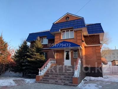 Продажа домов и дачи в Абай обл.: Отдельный дом · 7 комнат · 400 м² · 10 сот., Чехова 65/1 — Аймаутова, Чайковского за 120 млн 〒 Отдельный дом · 7 комнат · 400 м² · 10 сот., Чехова 65/1 — Аймаутова, Чайковского за 120 млн 〒 в Семее