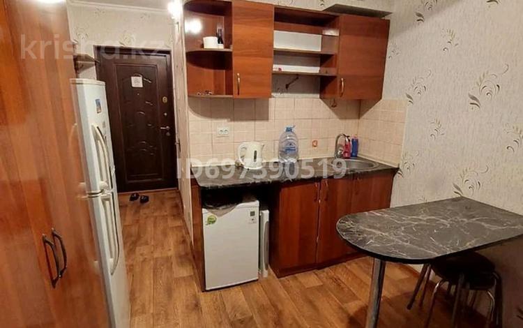 1-комнатная квартира, 20 м², 2/9 этаж посуточно, Казыбек би 125 — Досмухамедова за 9 000 〒 в Алматы, Алмалинский р-н — фото 2