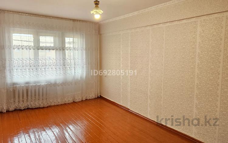 3-комнатная квартира, 62 м², 5/5 этаж, Бухар Жырау 5 за 12.6 млн 〒 в Павлодаре — фото 3
