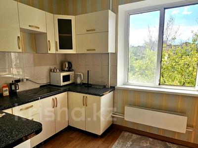 2-комнатная квартира · 55 м² · 4/12 этаж, мкр Аксай-1 — Толе би - момышулы за 250 000 ₸ в Алматы, Ауэзовский р-н