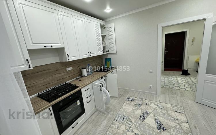 1-комнатная квартира · 52 м² · 4/5 этаж, 10 28 за 150 000 ₸ в Аксае — фото 2