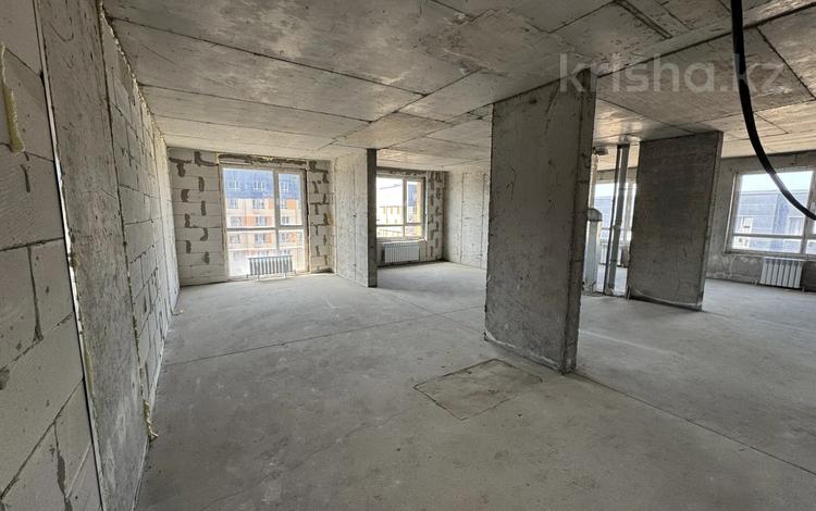 3-бөлмелі пәтер · 80.2 м² · 14/16 қабат, Жандосова 94/8, бағасы: 46 млн ₸ в Алматы, Бостандыкский р-н — фото 2