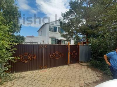 Отдельный дом · 6 комнат · 298 м² · 8 сот., 152-й Стрелковой Бригады 10 за ~ 49.6 млн 〒 в Уральске