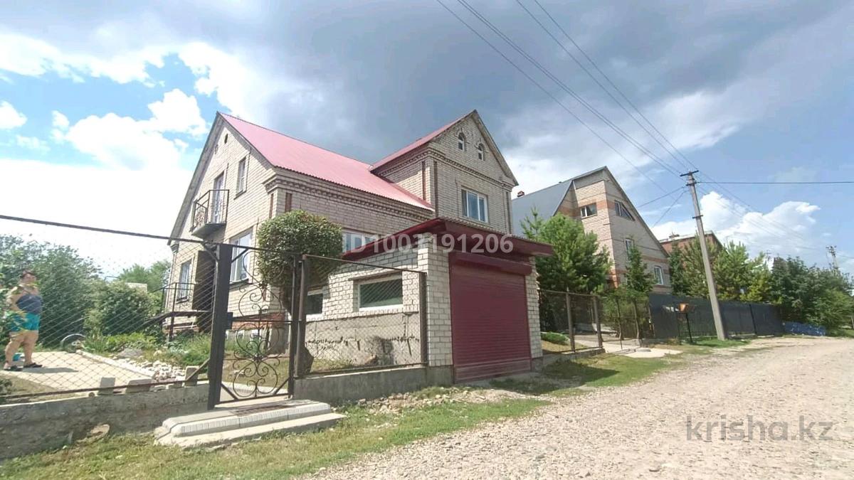 Отдельный дом · 6 комнат · 290.8 м² · 10 сот.